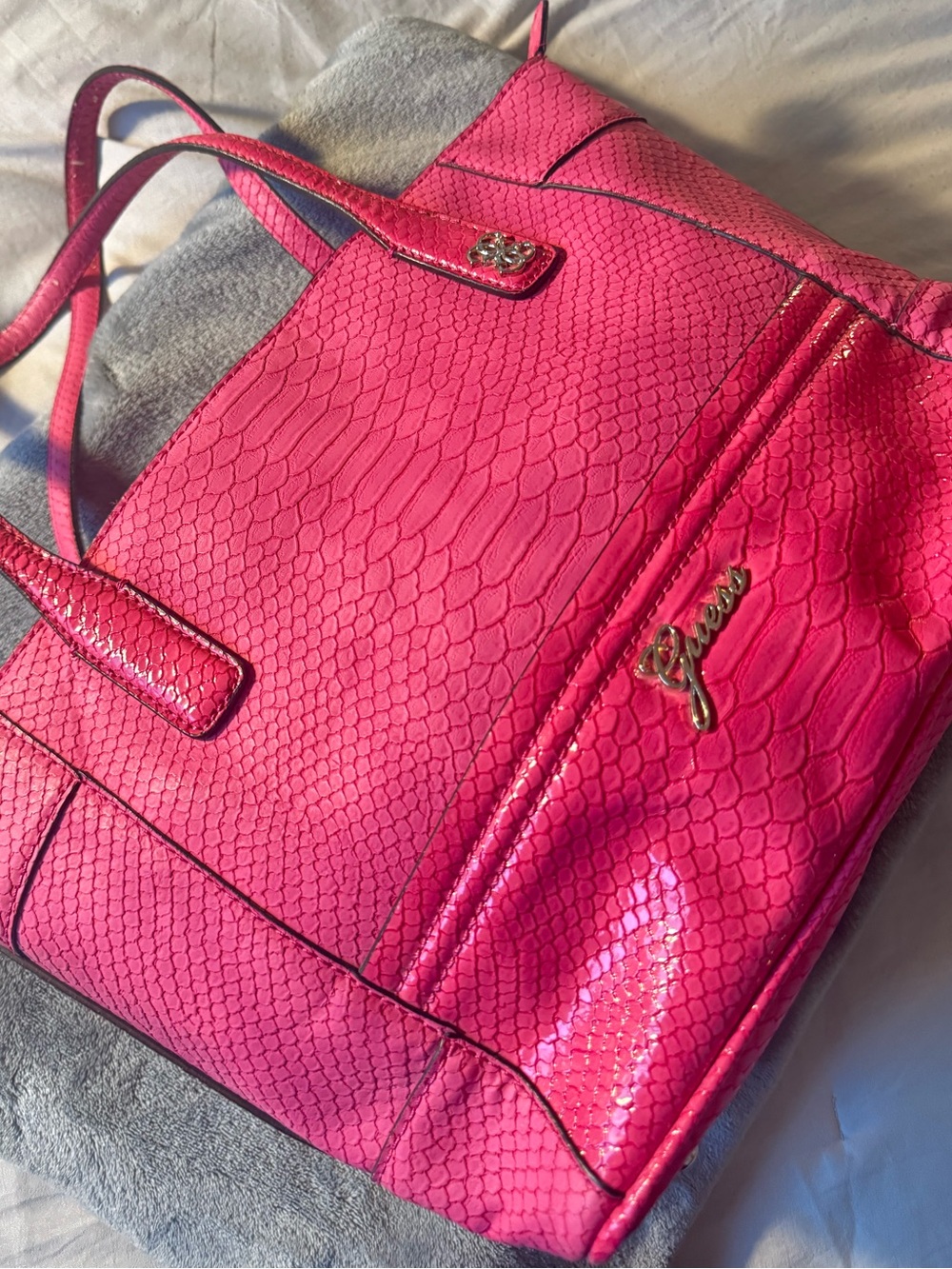 Guess Hot Pink Snake Embossed Tote Bag Vintage Y2K